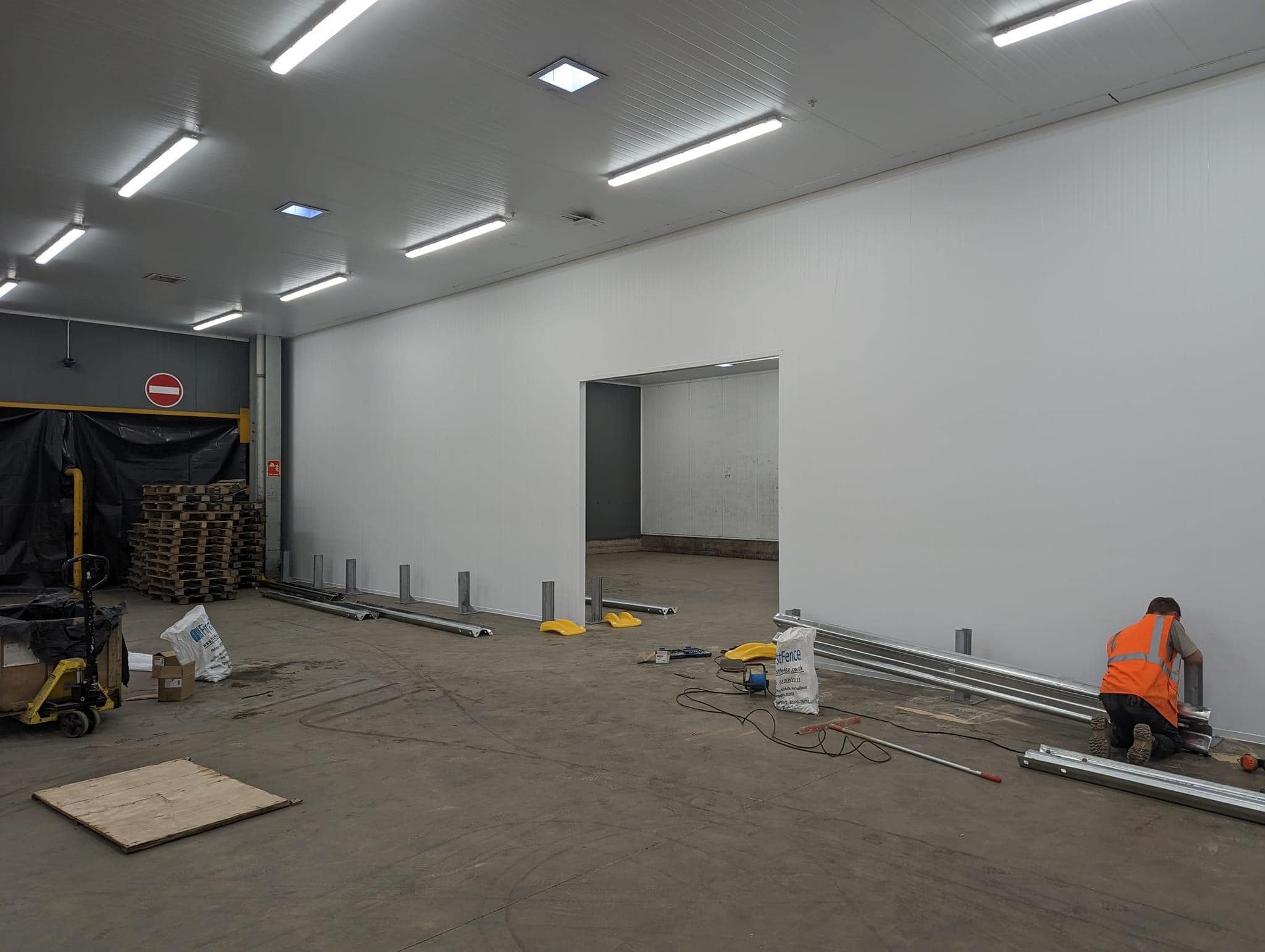 White wall with kerb detail